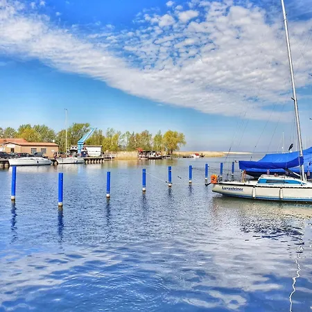 Nebengebaeude * Mönkebude