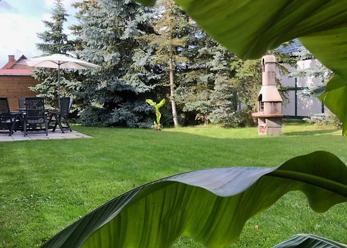 Nebengebaeude * Mönkebude