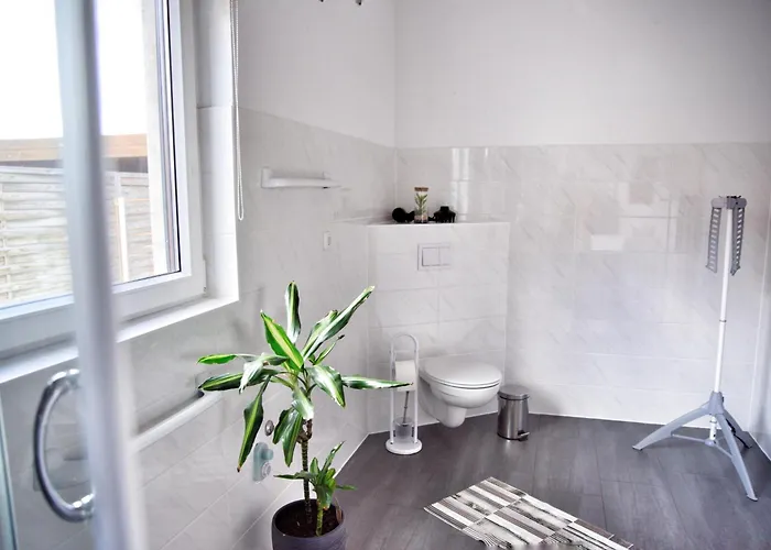 Appartement Nebengebaeude Mönkebude